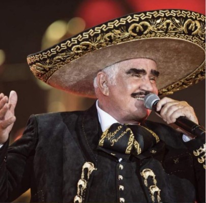 Su primer sueldo, sus empleos antes de la fama y sus trajes: lo que no sabías de Vicente Fernández