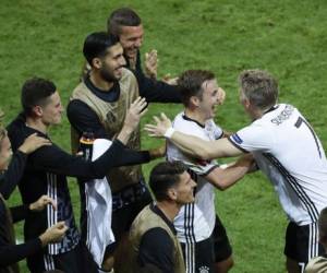 Alemania venció cómodamente a Ucrania en su debut en la Eurocopa 2016, foto: AP.