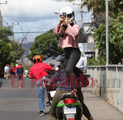 La inusual forma de Libre de protestar en el Día de la Independencia