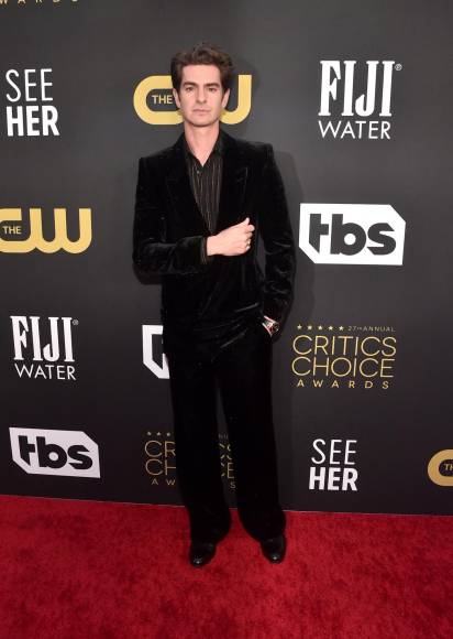 Derroche de belleza y elegancia: así fue la alfombra roja de los Critics Choice Awards 2022