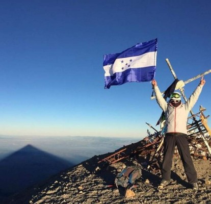 Catracho busca conquistar las tres montañas más altas de América del Sur