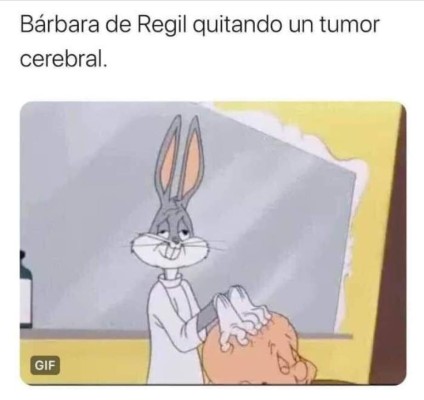 Los divertidos memes por la 'técnica' de Bárbara de Regil para curar el dolor