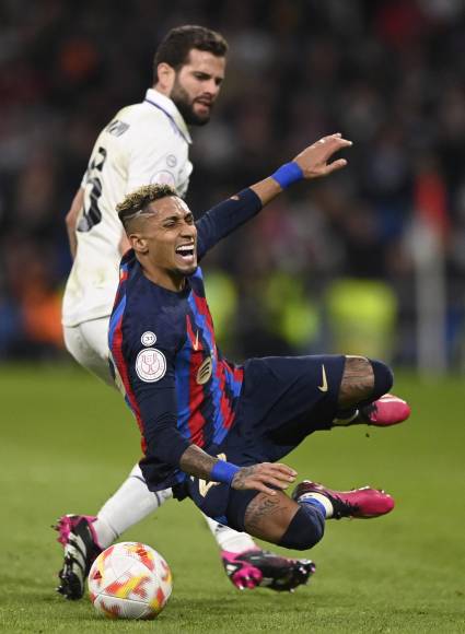 El Rey se autosaboteó: Así sonrió Barcelona en el Santiago Bernabéu ante Real Madrid