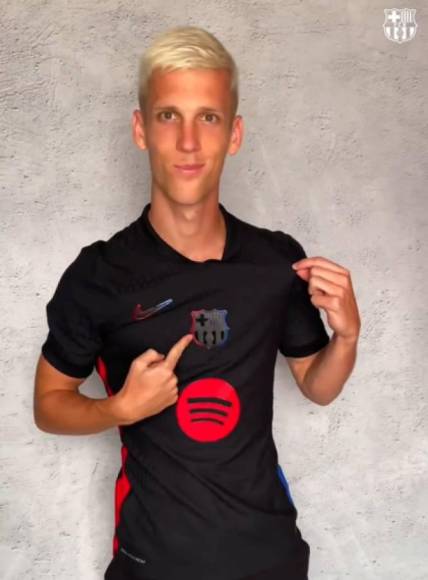 Barcelona presenta uniforme de visita para temporada 2024-2025