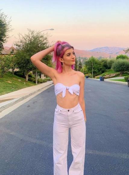 Así es Sami, la sexy hija de Charlie Sheen que enloquece las redes