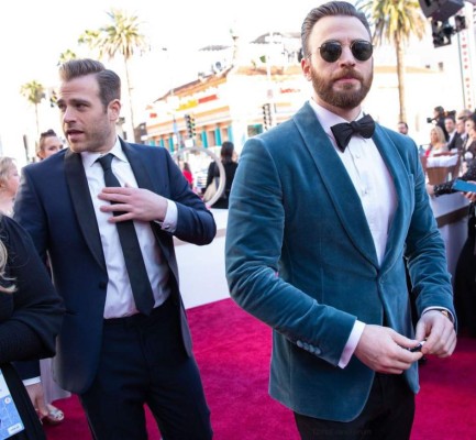 FOTOS: Scott, el hermano abiertamente gay de Chris Evans