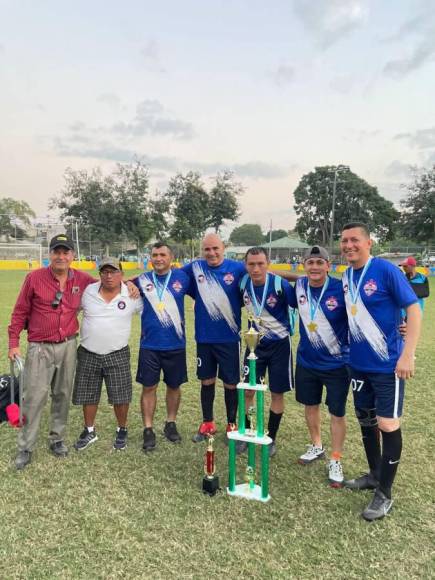 Óscar Torlacoff, esta es su actualidad luego de haber dejado el fútbol