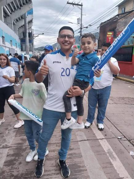 “Desde pequeña le inculcamos el amor a la H”: pequeños aficionados de la bicolor