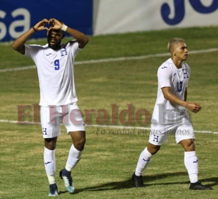 FOTOS: Euforia y lágrimas, la reacción de Benguché al anotar con Honduras en su debut