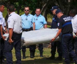 La ala encontrada recientemente en una isla Francesa pertenecía al vuelo MH370.