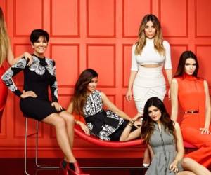 KEEPING UP WITH THE KARDASHIANS. Las mujeres más famosas del espectáculo lanzaron al mundo su vida con 12 temporadas de su reality que inició en 2007.