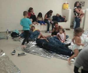 El programa anunciado el lunes se suma al lanzado en diciembre del 2014 para otorgar refugio a menores centroamericanos que vivan en sus países y cuyos padres residan legalmente en Estados Unidos.