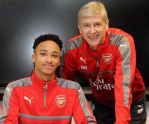 Cohen Bramall, el defensa lateral izquierdo de 20 años, es el nuevo fichaje del Arsenal de Ingalterra (Foto: Agencias / El Heraldo Honduras / Deportes El Heraldo / El Heraldo Deportes)