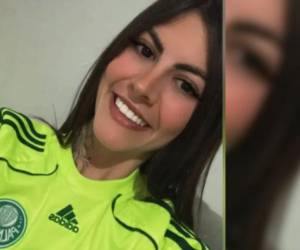 Desde muy pequeña demostró su amor por el fútbol y por el equipo Palmeiras, pero murió de la manera más inesperada haciendo lo que más le gustaba, tras quedar en medio de un violento enfrentamiento entre aficionados de un encuentro deportivo. A continuación los detalles de la horrenda muerte de Gabriela Anelli Marchiano en Brasil.