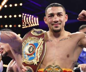 Teófimo López puso en alto el nombre de Honduras al vencer y quitarle el invicto a Josh Taylor y convertirse en campeón mundial superligero de la Organización Mundial de Boxeo. Aquí las imágenes del triunfo del “Gringo catracho”