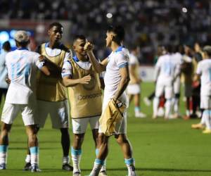 Honduras venció 2-0 a México con una soberbia actuación de los dirigidos por Reinaldo Rueda.