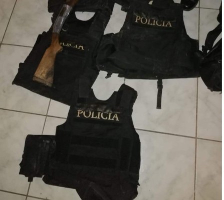 Hallan enterradas potentes armas con las que habrían perpetrado masacre que dejó siete muertos en Puerto Cortés