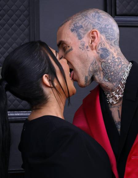 FOTOS: Así fue la boda de Kourtney Kardashian y Travis Barker