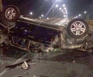 Así quedó la camioneta en la que viajaban los colegiados (Foto: redes sociales)