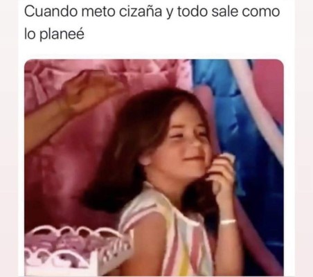 Los memes que dejó la pelea de unas hermanas por soplar las velas