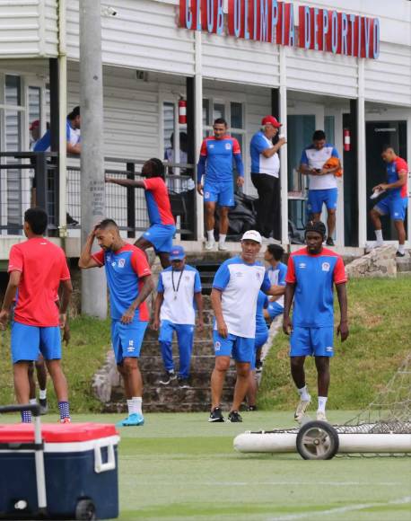 Así fue el regreso de Alberth Elis a entrenamientos del Olimpia