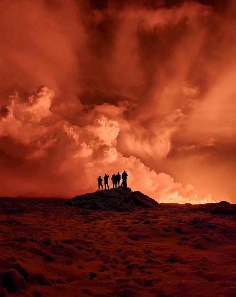 Las impactantes imágenes de la erupción del volcán en Islandia