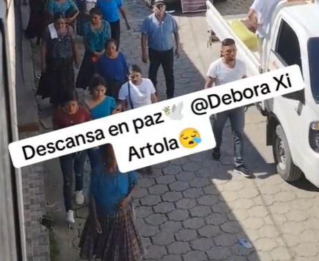 Lágrimas y el cariño de su gente: último adiós a Débora Rebeca, quinceañera electrocutada en Guatemala