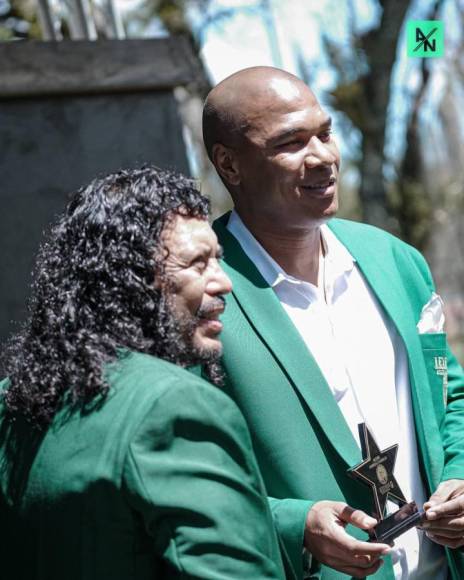 Reinaldo Rueda es homenajeado junto a otras leyendas del Atlético Nacional de Colombia