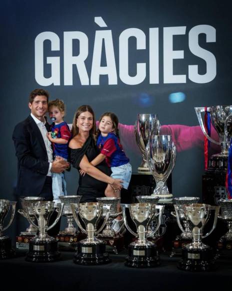 Leyendas del Barcelona presentes en despedida de Sergi Roberto: “Me hubiera gustado...”