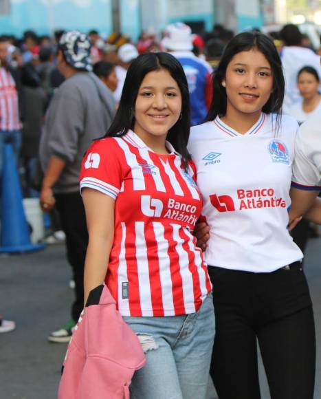 ¿Quién es la colocha? Las lindas chicas de la final Olimpia-Motagua