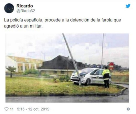 Divertidos memes del paracaidista accidentado en los desfiles de España