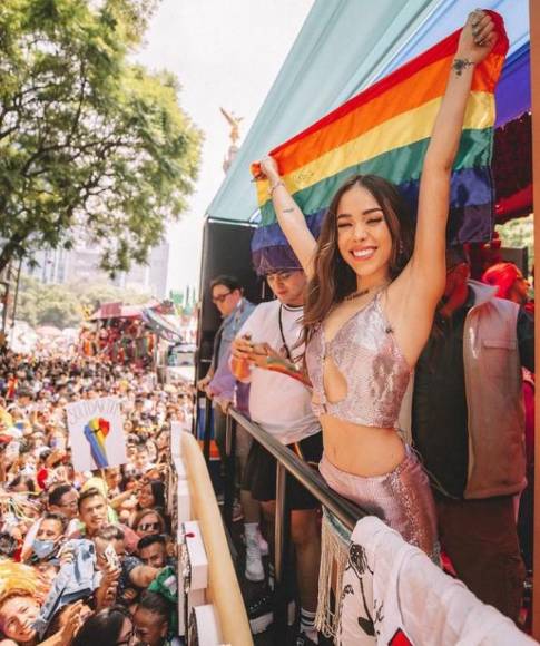 ¿Qué famosos asistieron a la marcha del Pride 2022 en México?