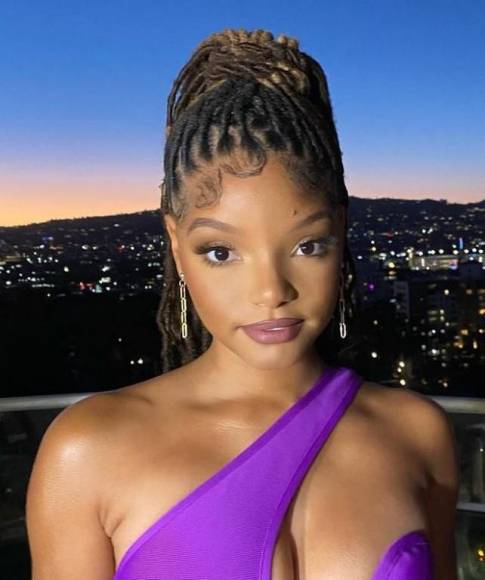 Halle Bailey, la nueva Sirenita de Disney que rompe estándares (Fotos)