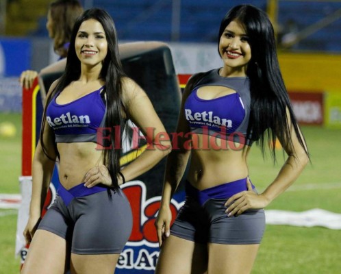 Belleza catracha adorna estadio Morazán durante duelo Real España vs Platense