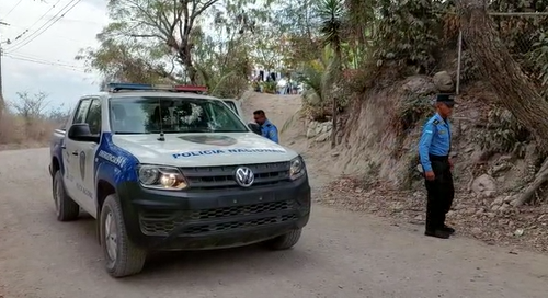 Fuerte operativo y tensión en entierro de las víctimas de la masacre en Comayagua