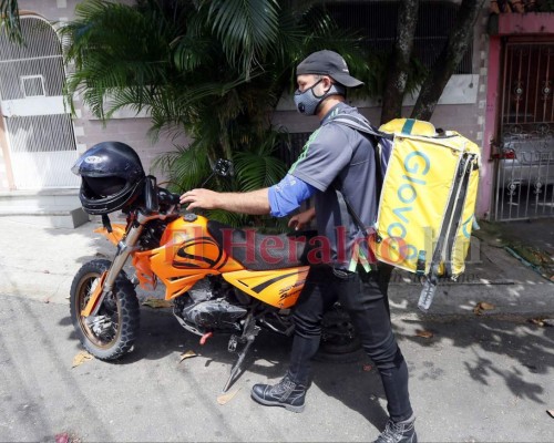 Ronal Montoya: de capitán de los Lobos de la UPN a repartidor de comida (FOTOS)