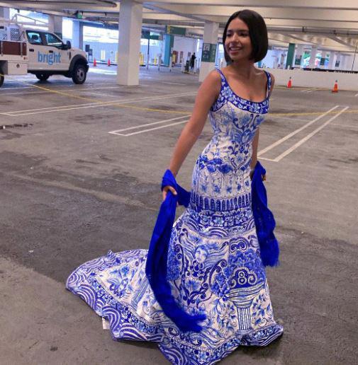 FOTOS: ¿Cuánto cuestan y quién hace los espectaculares vestidos de Ángela Aguilar?