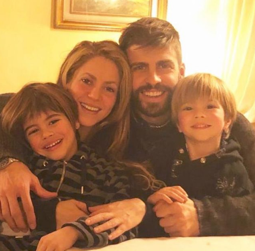 Las teorías que afirman que con “Te felicito” Shakira anunciaba infidelidad de Piqué