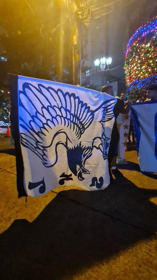 Motagua es sorprendido por aficionados en la noche antes de la final