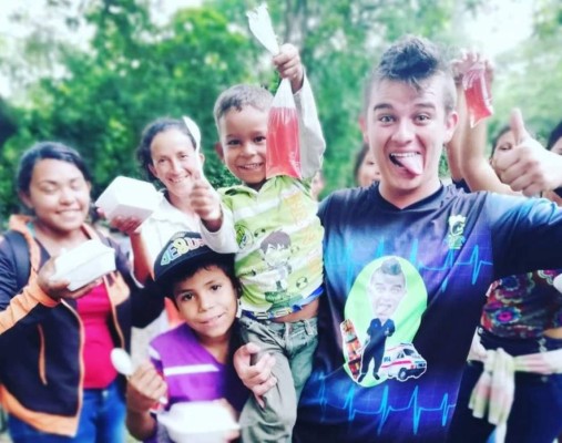 Así era 'Crestamán', el joven paramédico cuya muerte conmociona a Colombia (FOTOS)