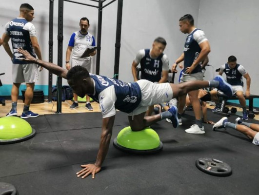 FOTOS: Selección de Honduras entrena previo a los duelos de la Liga de Naciones  