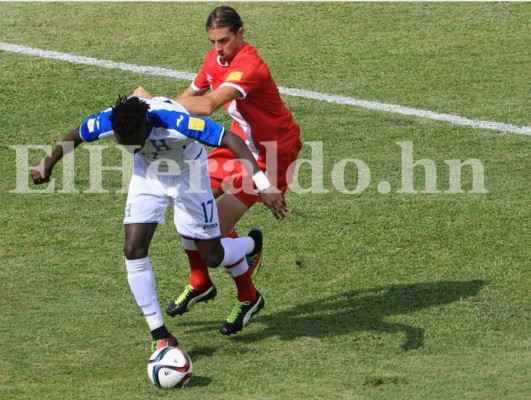 La mejores fotos de Honduras contra Canadá por el pase a la hexagonal