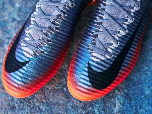 Cristiano Ronaldo y sus nuevas botas Nike Mercurial