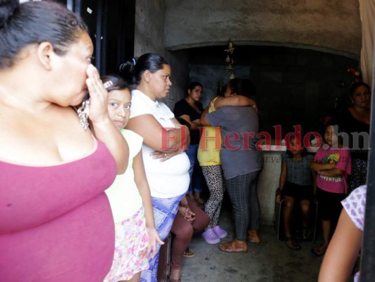 FOTOS: Doloroso último adiós a niña que murió tras recibir disparo en un taxi en la colonia Campo Cielo