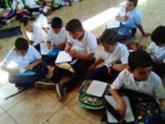 Así iniciaron clases estos niños hondureños