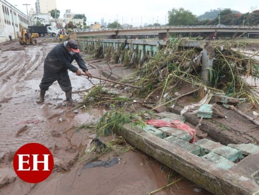 Luto y destrucción: 15 impactantes imágenes del paso de Eta por Honduras