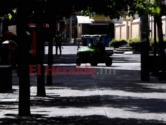 FOTOS: Restricciones por la pandemia dejan silencio y quietud en Tegucigalpa