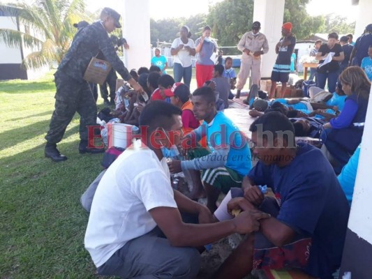 FOTOS: El rostro de los sobrevivientes del naufragio en La Mosquitia y el emotivo reencuentro con familiares