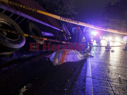 FOTOS: 9 datos de la colisión entre una rastra y un pick-up en Germania