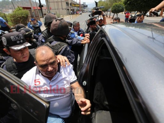 FOTOS: Así fue la captura del periodista David Romero en las instalaciones de Radio Globo